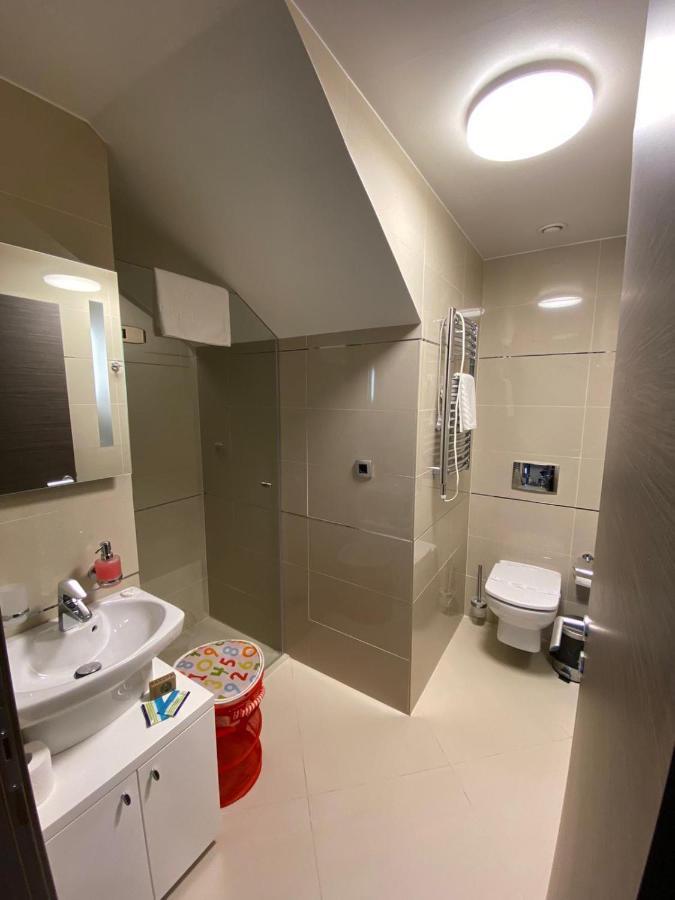 Appartamento Silvermountainb39 Poiana Brasov Esterno foto